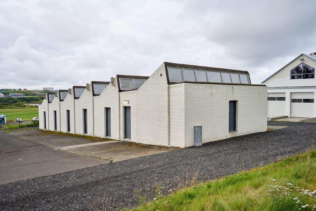 Buildings at Keldur.
