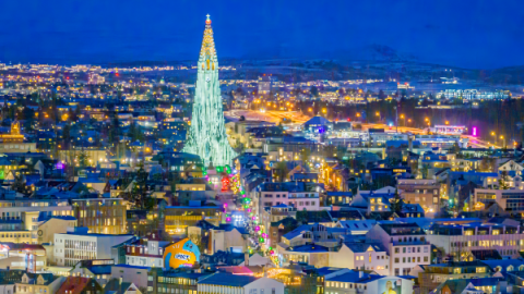 Hallgrímskirkja on Skólavörðuholt during the 2025 Winter Lights Festival.